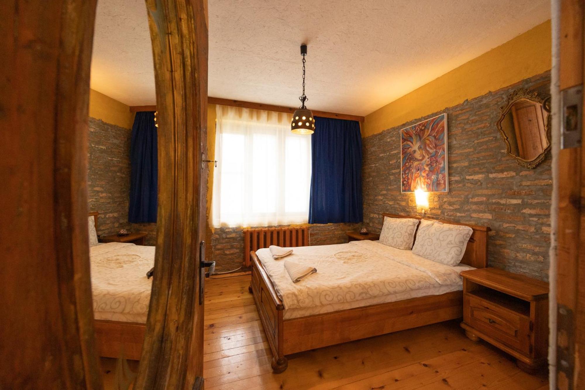 Casa De Artes Guest House Balchik Bagian luar foto