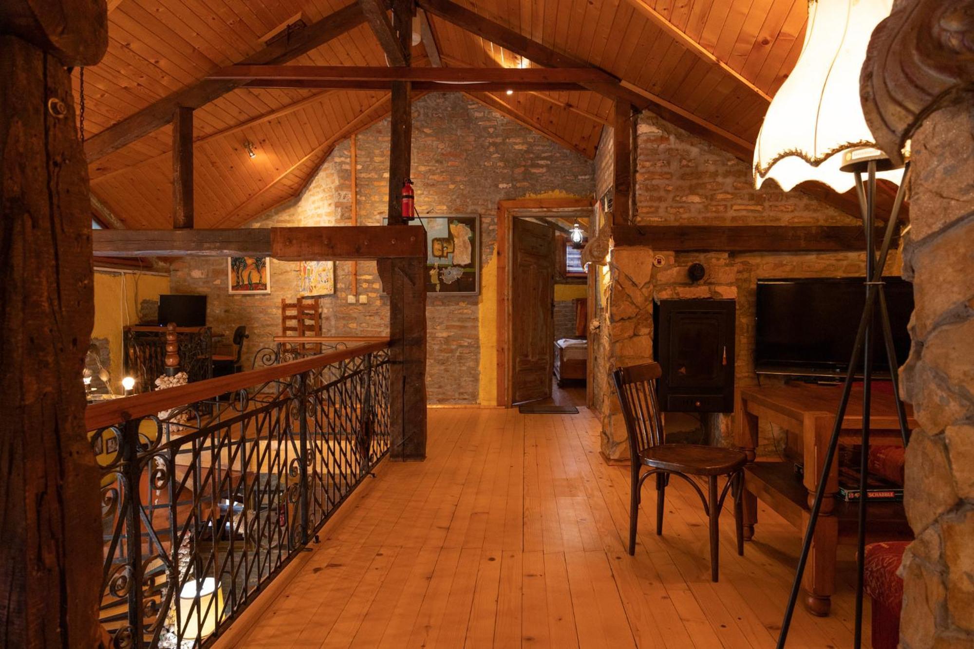 Casa De Artes Guest House Balchik Bagian luar foto