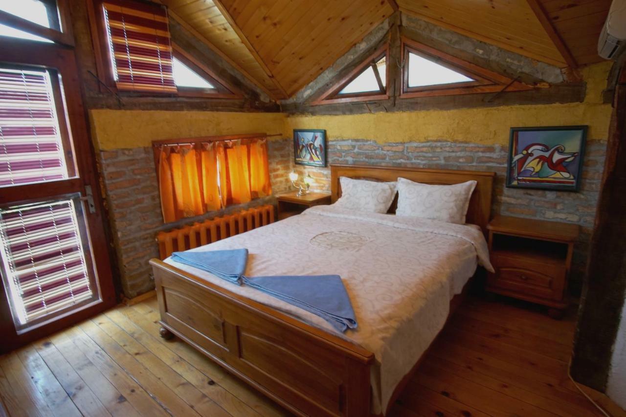 Casa De Artes Guest House Balchik Bagian luar foto